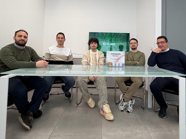 Content_small_1350x1011px_COL_Group_2