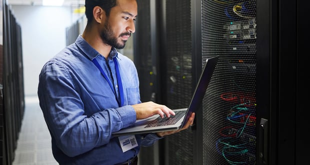 Herobanner_small_1420x757px_ApplicationEngineeringMaintenance