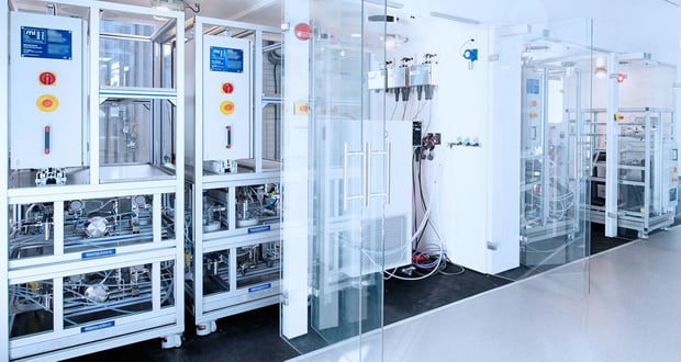 LS_herobanner_small_1420x757px_ContinousManufacturing